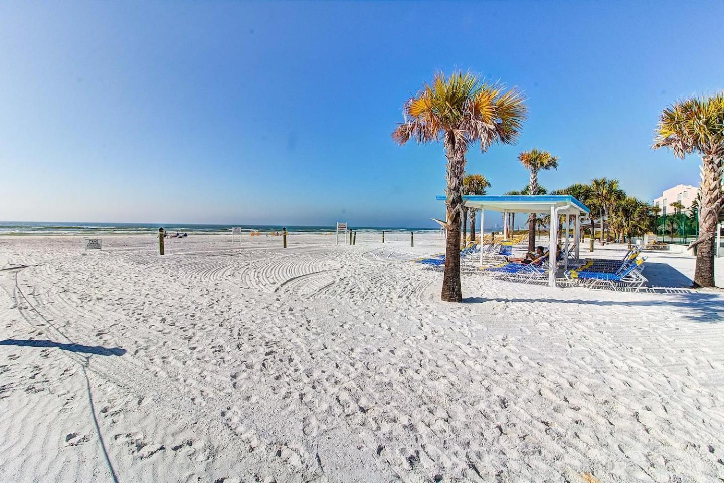 Sea Crest Aparthotel Point O'Rocks Екстериор снимка