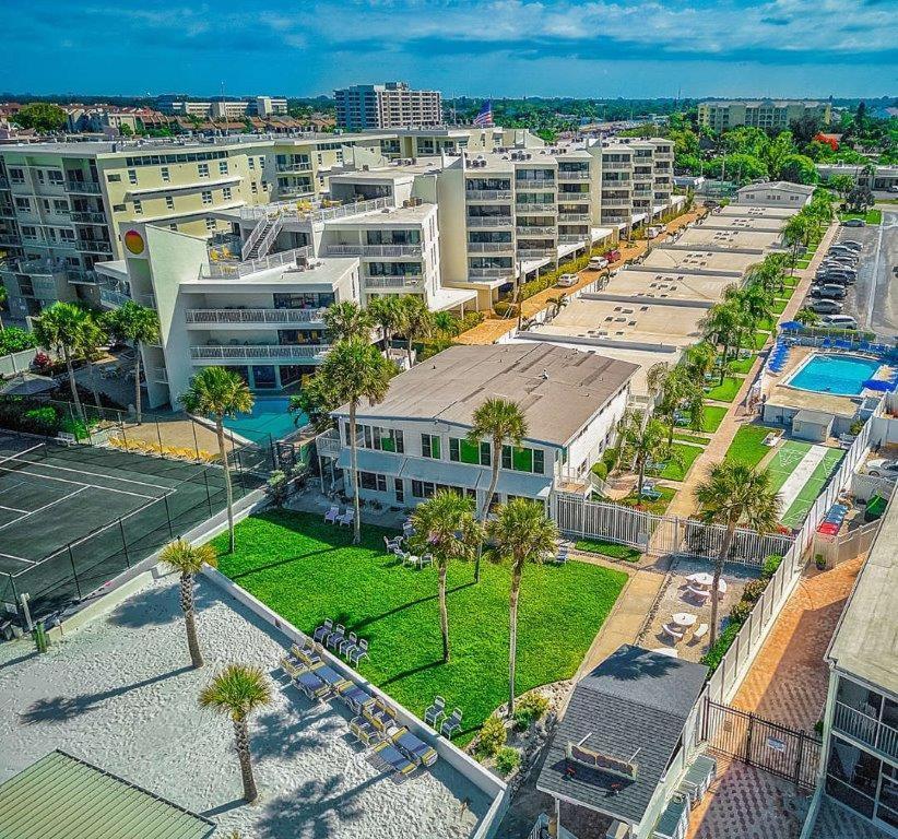 Sea Crest Aparthotel Point O'Rocks Екстериор снимка