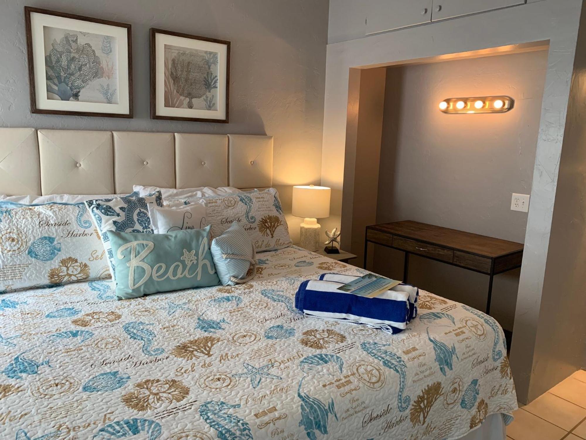 Sea Crest Aparthotel Point O'Rocks Екстериор снимка